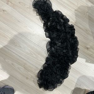 Beautiful Black llana Shawl!
